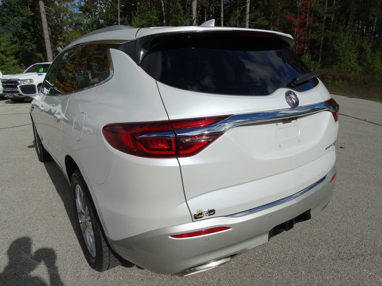 Used 2019 Buick Enclave AWD Premium w/ Experience Buick Package image 10