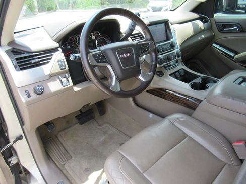 Used 2015 GMC Yukon XL SLT w/ HD Trailering Package RWD image 15