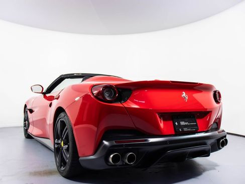Certified 2019 Ferrari Portofino RWD image 25
