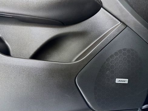 Used 2022 Cadillac XT5 Premium Luxury image 17