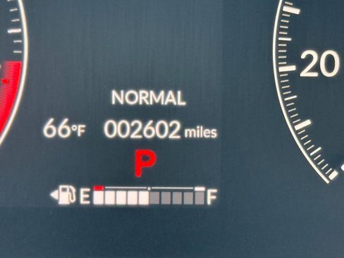 Used 2026 Honda Odyssey Elite image 16