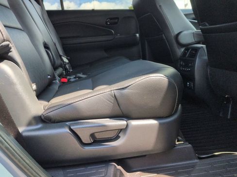 Used 2023 Honda Passport Elite image 25