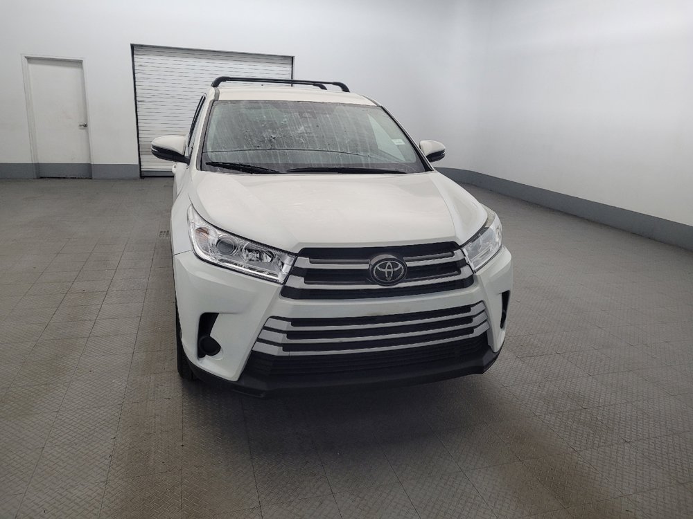 Used 2018 Toyota Highlander LE w/ Protection Package #3 AWD/4WD image 14