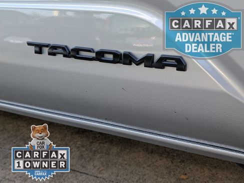 Used 2024 Toyota Tacoma TRD Off-Road AWD/4WD image 29