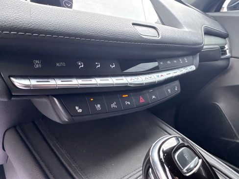 Used 2022 Cadillac XT4 Premium Luxury w/ LPO, Onyx Lite Package FWD image 19