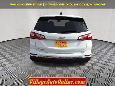 Used 2018 Chevrolet Equinox LT image 3