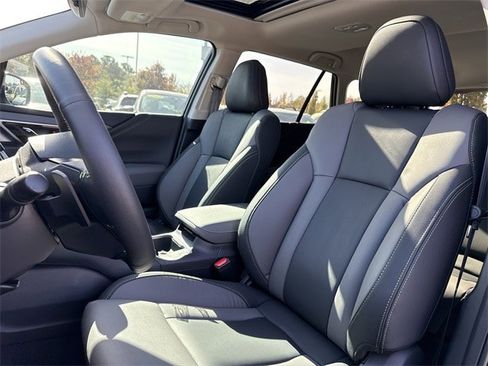 Certified 2025 Subaru Outback Onyx Edition w/ Popular Package #2 image 12