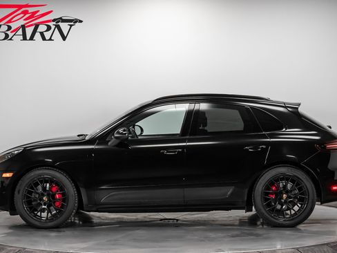 Used 2018 Porsche Macan GTS image 2