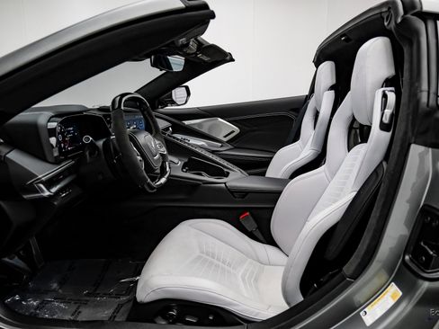 Used 2024 Chevrolet Corvette Z06 image 42