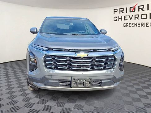 Certified 2025 Chevrolet Equinox LT FWD image 3