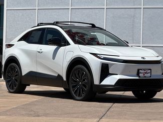 New 2026 Toyota C-HR AWD/4WD video 2