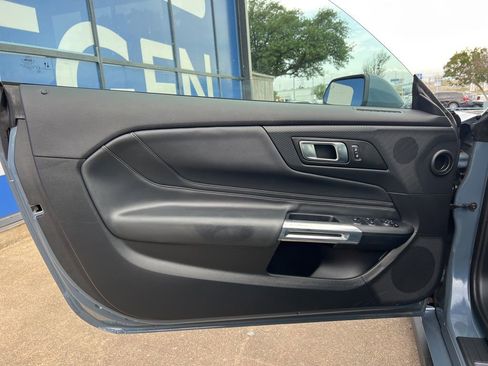 Used 2025 Ford Mustang Premium RWD image 16