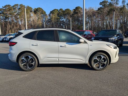 New 2025 Ford Escape ST-Line Elite w/ Premium Technology Package image 3