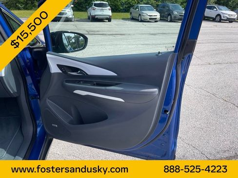 Used 2017 Chevrolet Bolt Premier w/ Driver Confidence II Package FWD image 20
