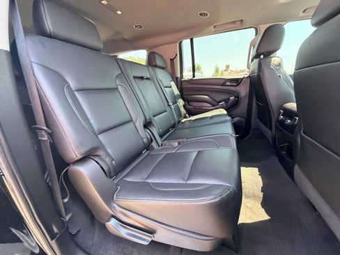 Used 2020 Chevrolet Suburban LT AWD/4WD image 23