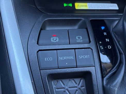 Used 2024 Toyota RAV4 XLE image 19