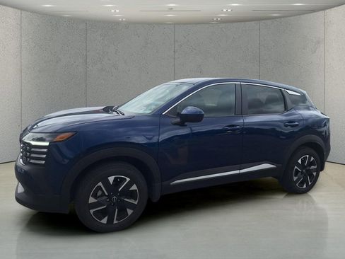 Certified 2025 Nissan Kicks SV AWD/4WD image 1
