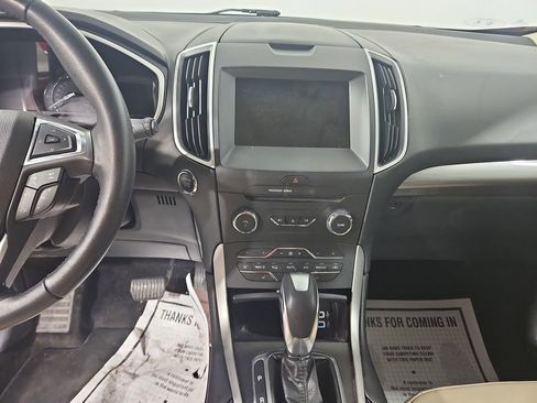 Used 2017 Ford Edge SEL w/ Equipment Group 201A image 18