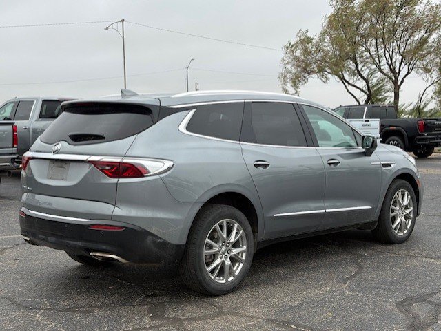 Used 2023 Buick Enclave Essence w/ Experience Buick Package FWD image 6
