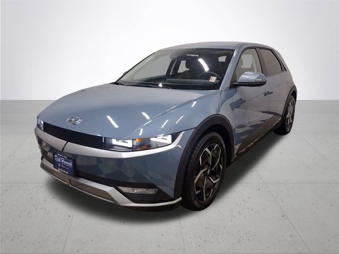 Used 2023 Hyundai Ioniq 5 SEL image 2