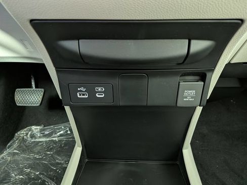 New 2026 Honda Odyssey EX-L image 9