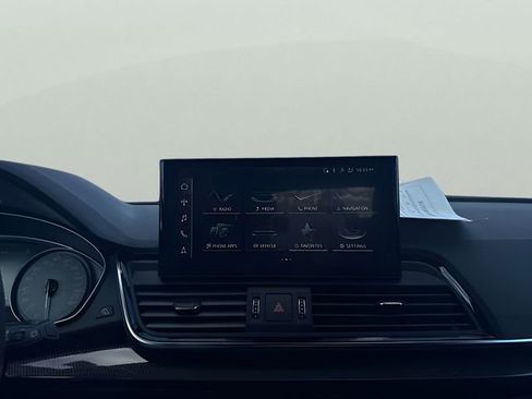 Used 2022 Audi SQ5 Premium w/ Convenience Package image 19