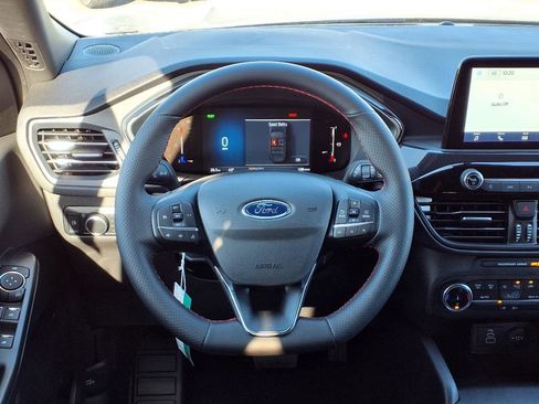 New 2025 Ford Escape ST-Line w/ Equipment Group 301A image 10