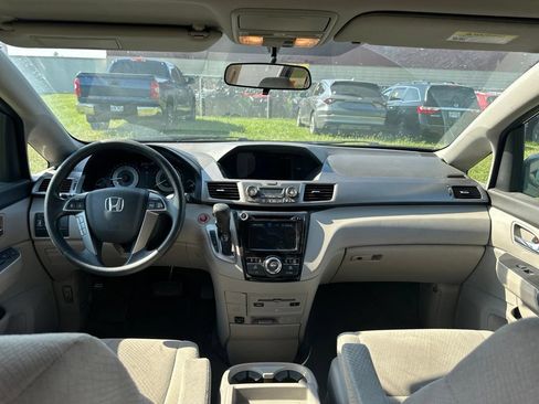 Used 2016 Honda Odyssey SE image 20