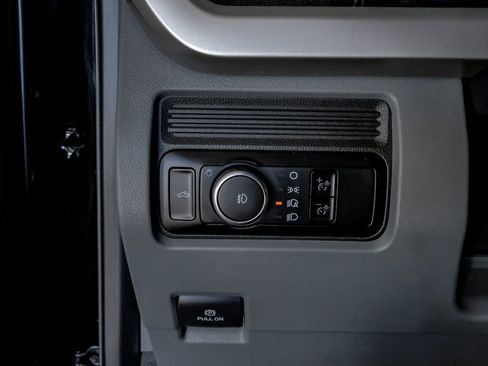 Used 2023 Ford F350 XL w/ XL Chrome Package image 28