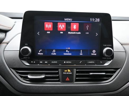 Used 2020 Nissan Altima 2.5 SR image 17