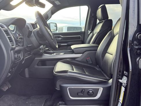 Used 2025 RAM 1500 Laramie image 11