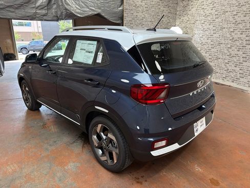 New 2026 Hyundai Venue SEL FWD image 5