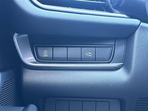 Used 2023 MAZDA CX-30 AWD 2.5 S image 36