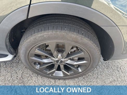 Used 2023 Kia Sorento X-Line EX image 4