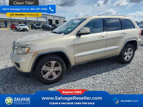 Used 2011 Jeep Grand Cherokee Laredo RWD image 1