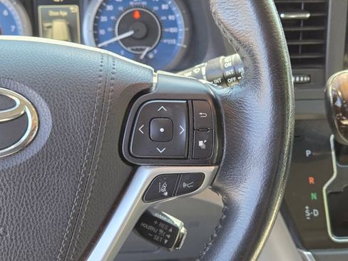 Used 2019 Toyota Sienna XLE w/ XLE Navigation Package image 20