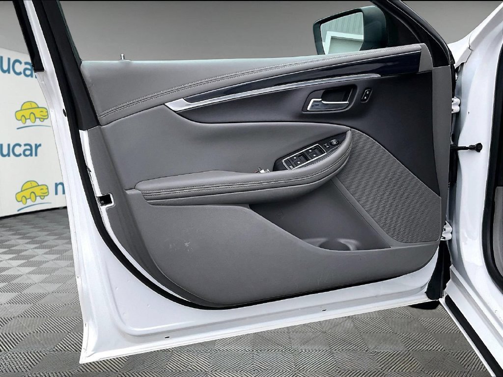 Used 2019 Chevrolet Impala LS FWD image 9