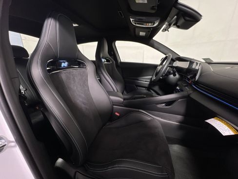 Used 2025 Hyundai Elantra N FWD image 27