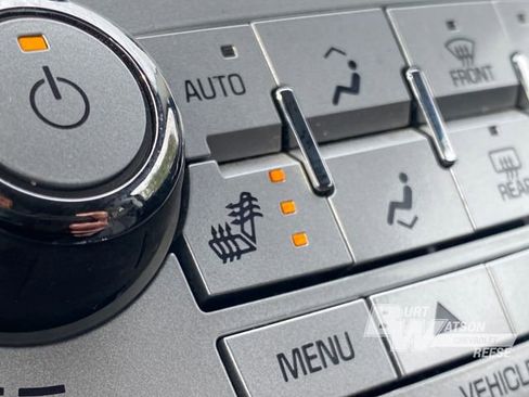 Used 2017 Chevrolet Equinox LT w/ Midnight Edition image 26