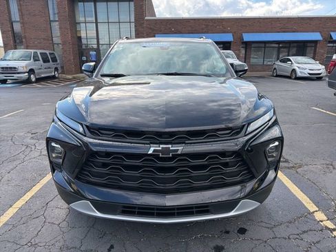 Used 2023 Chevrolet Blazer LT w/ Midnight/Sport Edition image 2