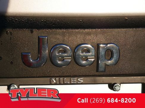 Used 2012 Jeep Liberty Sport w/ Popular Equipment Group AWD/4WD image 15