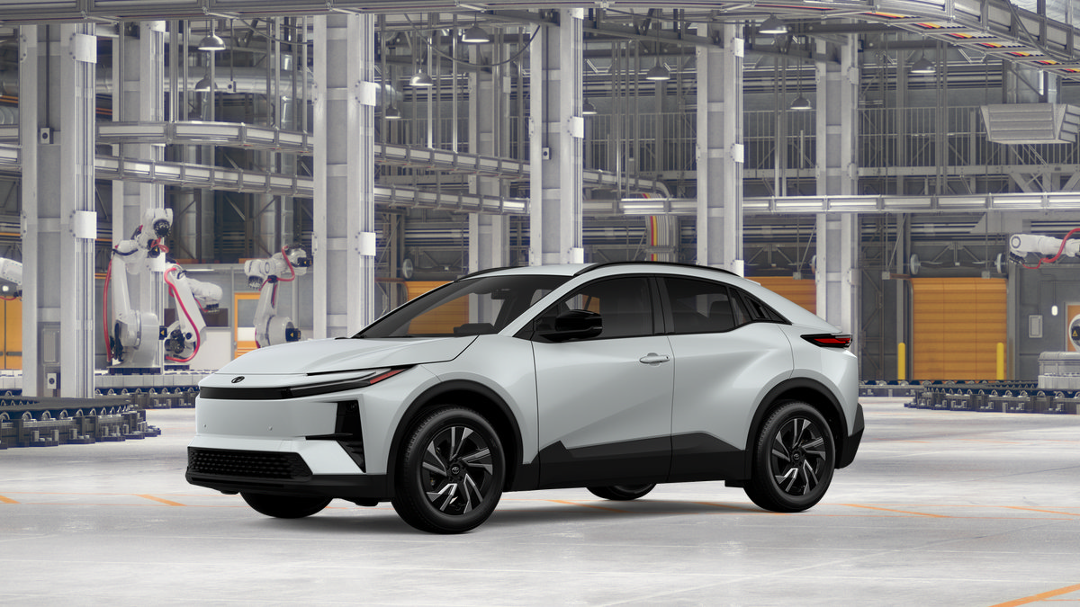 New 2027 Toyota C-HR AWD/4WD image 2