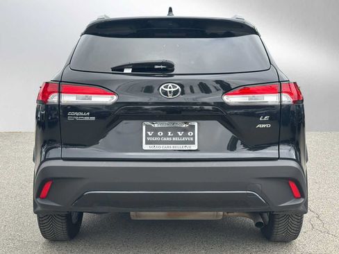 Used 2022 Toyota Corolla Cross LE AWD/4WD image 4