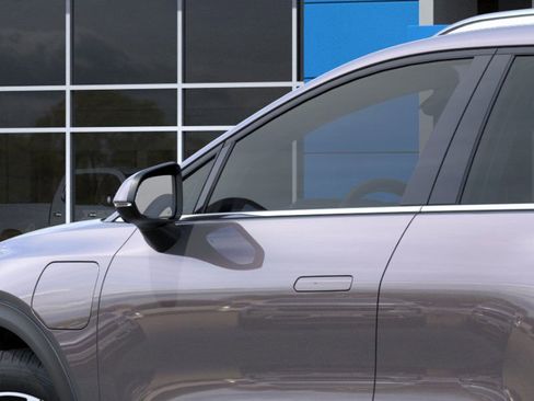 New 2026 Chevrolet Equinox EV LT image 12