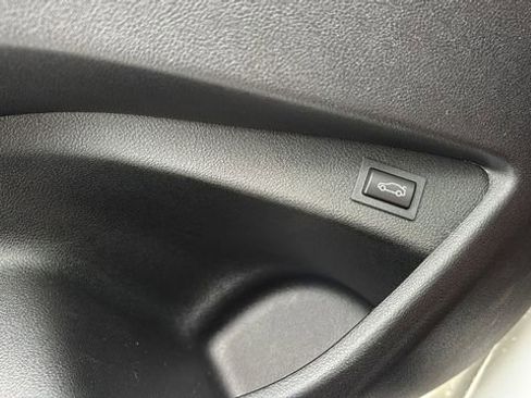 Used 2025 BMW M2 w/ Lighting Package image 38