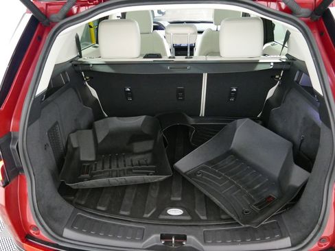 Used 2024 Land Rover Discovery Sport S AWD/4WD image 3