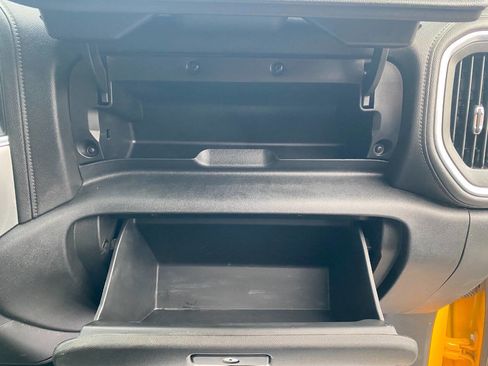 Used 2020 Chevrolet Silverado 2500 LT w/ Snow Plow Prep/Camper Package image 32