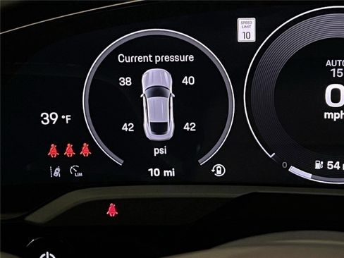 New 2026 Porsche Taycan 4S image 22