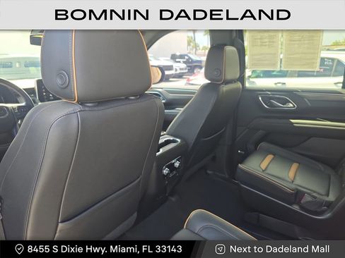 Used 2023 GMC Yukon AT4 w/ Technology Package image 10