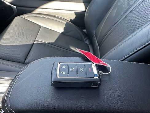 New 2026 Jeep Grand Wagoneer 4WD w/ Premium Group I image 30